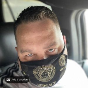 Meet your Posher, Robin